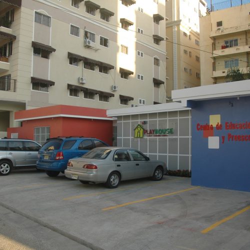 Playhouse Early Learning Center Preescolar bilingüe en Santo Domingo