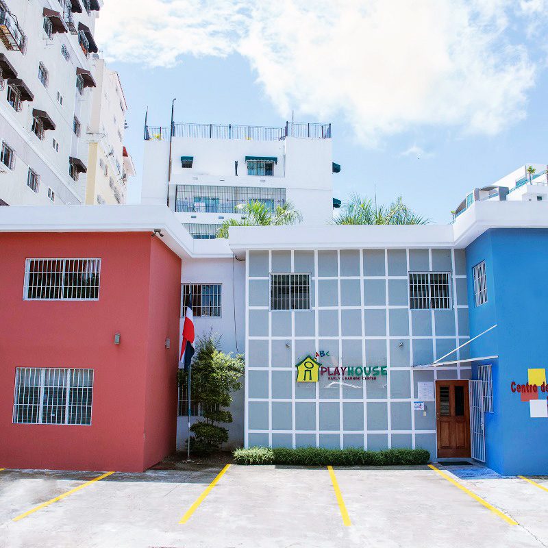 Playhouse Early Learning Center Preescolar bilingüe en Santo Domingo